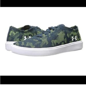 Under Armour Kids' Boys' Grade School Kicklt2 Low Utility Running Shoe